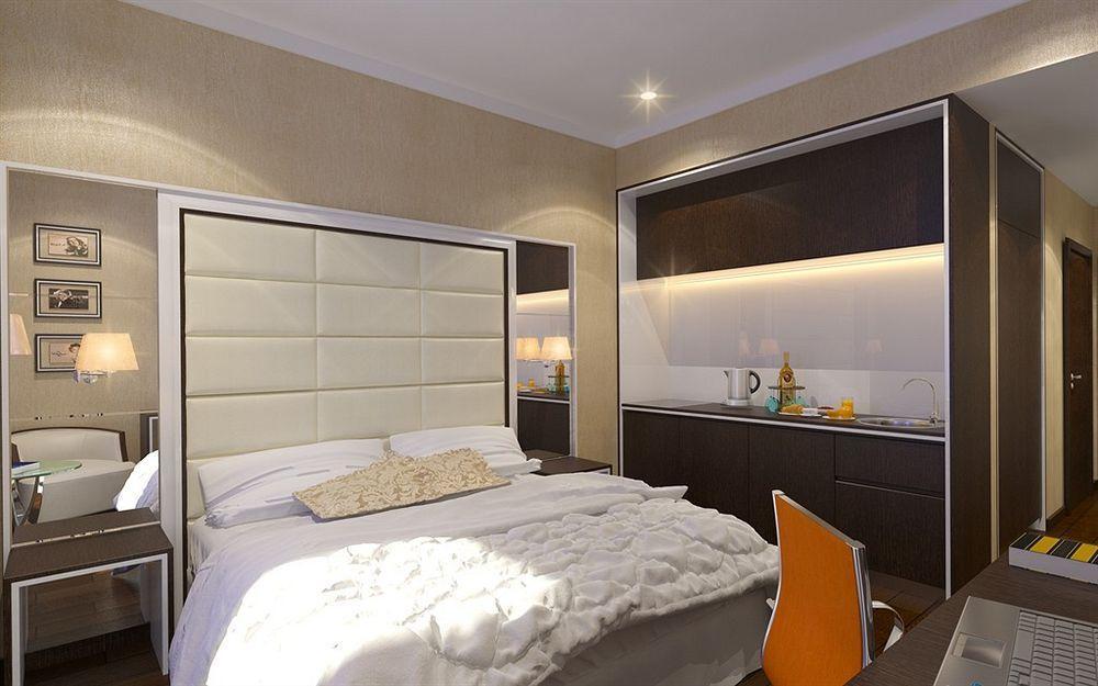 Bonapart Hotel By Uhm Kiev Eksteriør billede