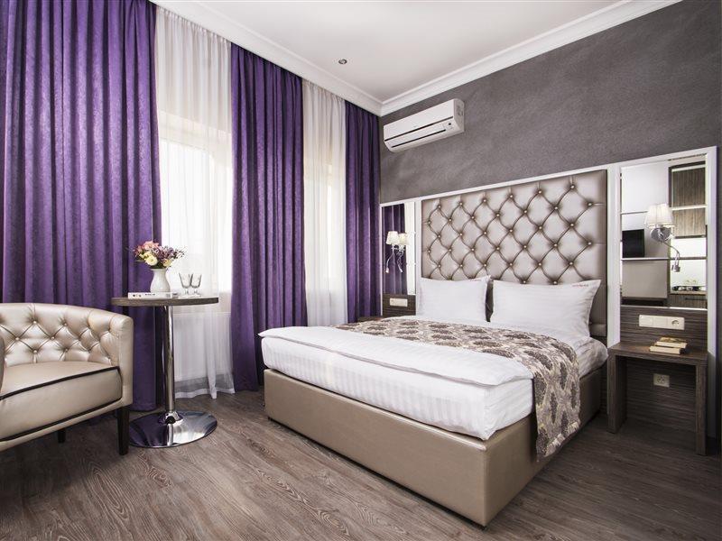Bonapart Hotel By Uhm Kiev Eksteriør billede