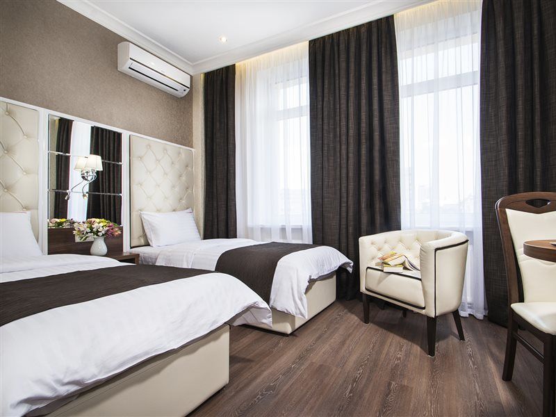 Bonapart Hotel By Uhm Kiev Eksteriør billede