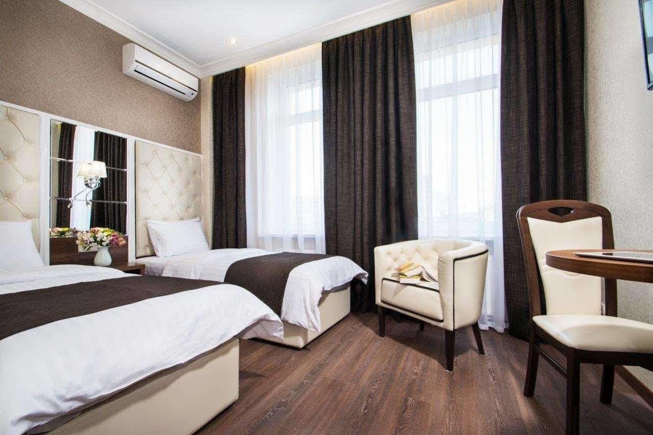 Bonapart Hotel By Uhm Kiev Eksteriør billede